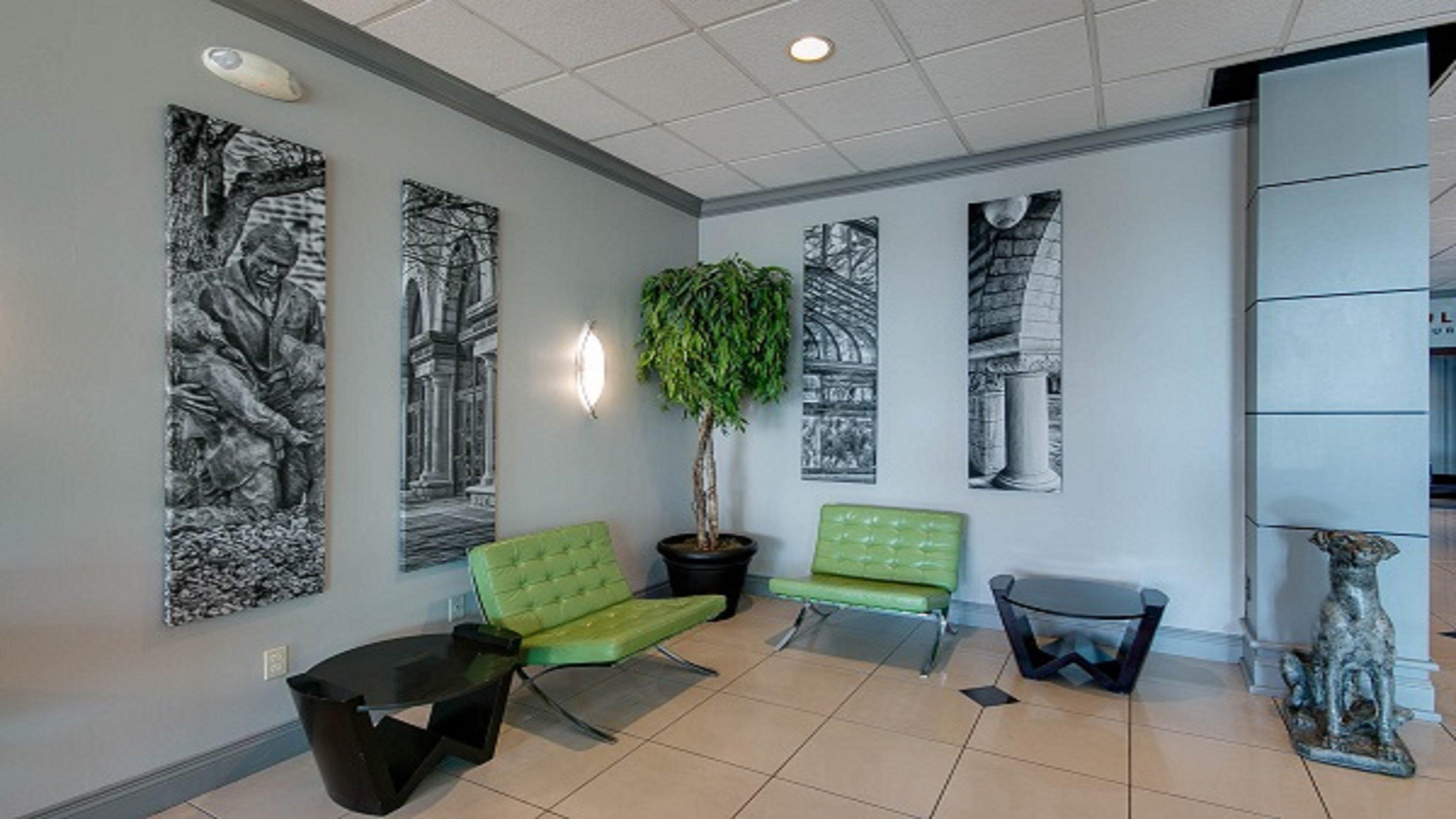 Holiday Inn At The Campus By Ihg Manhattan Bagian luar foto